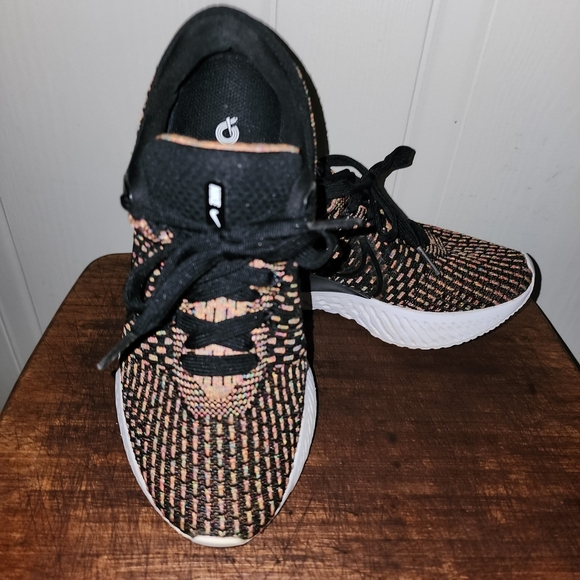 Nike Black and Multicolor Athletic Shoes - Picture 6 of 16